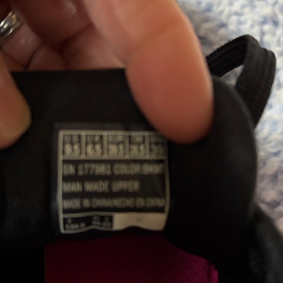 Skechers Black Shoes with Multicolor Heart Accents - Picture 5 of 6